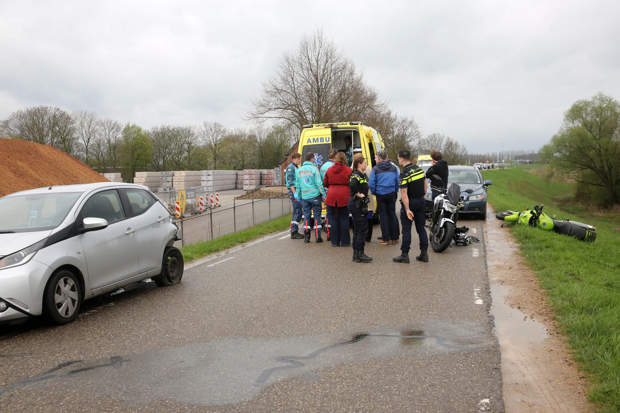 Motorrijder gewond bij aanrijding in Erlecom